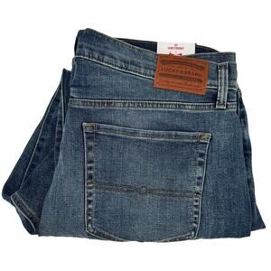 Lucky Brand Jeans Mens 38x32 (39x32 ACTUAL) 121 Slim Straight Blue‎ Denim NEW